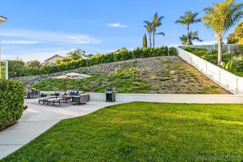 2898 Corte Morera, Carlsbad, CA 92009 photo 53