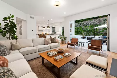 2898 Corte Morera, Carlsbad, CA 92009 photo 15