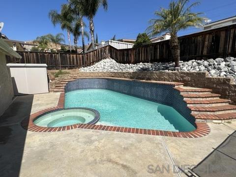 10114 Prince Charming Ln, Santee, CA 92071 photo 5