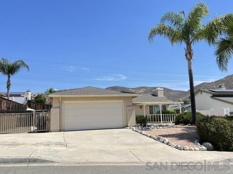 10114 Prince Charming Ln, Santee, CA 92071 photo 3