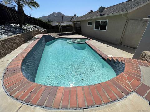 10114 Prince Charming Ln, Santee, CA 92071 photo 4