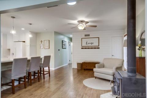 8610 Fiona Way, Santee, CA 92071 photo 4
