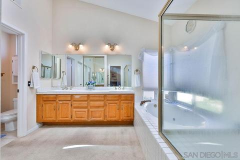 13937 Oakstand Rd, Poway, CA 92064 photo 25