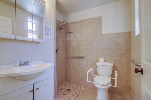 680 Pomelo Dr, Vista, CA 92081 photo 23