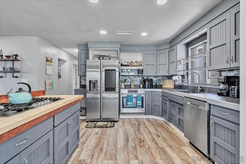 783 E Bobier Dr, Vista, CA 92084 photo 4