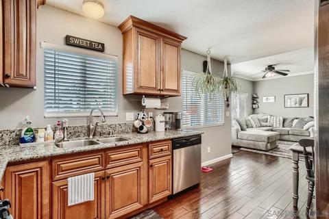 4050 Charles St, La Mesa, CA 91941 photo 9