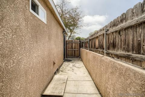 4050 Charles St, La Mesa, CA 91941 photo 27