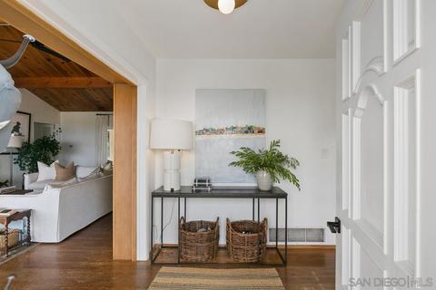 6649 Michaeljohn, La Jolla, CA 92037 photo 3