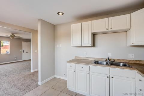4204 Thomas St, Oceanside, CA 92056 photo 15