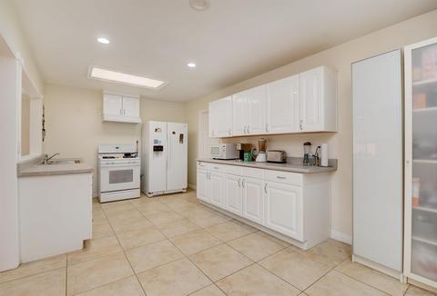 526 Huff St, Vista, CA 92083 photo 9