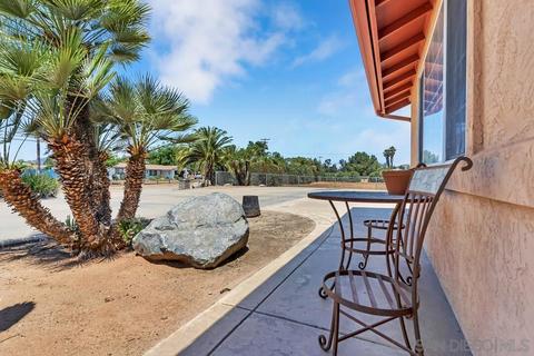 158 S Kalbaugh St, Ramona, CA 92065 photo 4