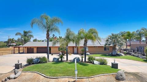 158 S Kalbaugh St, Ramona, CA 92065 photo 1