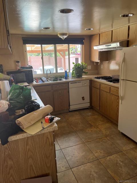 1407 E Taylor, Vista, CA 92084 photo 6