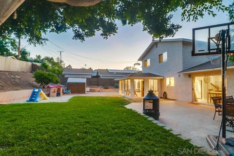 9943 Via De Oro, Spring Valley, CA 91977 photo 5