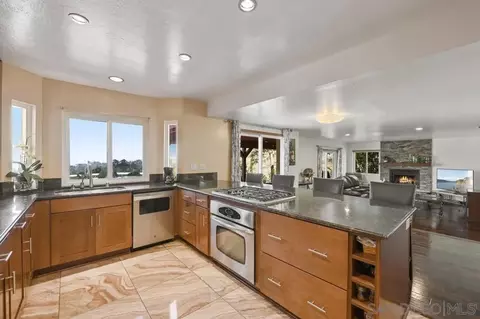 15465 Eastvale Rd, Poway, CA 92064 photo 19