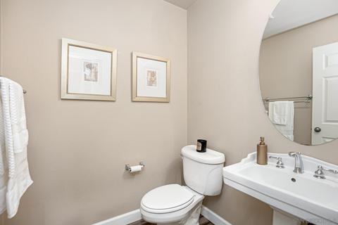 563 Crystal Downs Gln, Escondido, CA 92026 photo 17