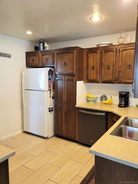 228 Pallette, El Cajon, CA 92020 photo 8