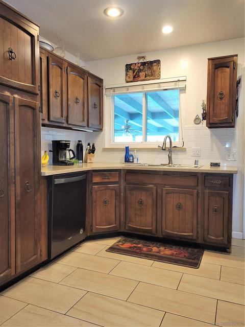 228 Pallette, El Cajon, CA 92020 photo 6
