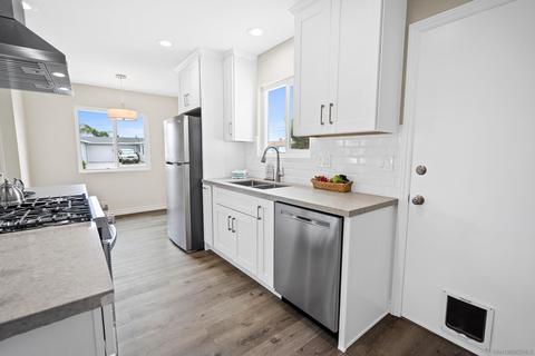 3278 Isabella Dr, Oceanside, CA 92056 photo 5