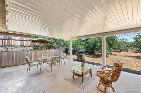 2139 Oak Hill Dr, Escondido, CA 92027 photo 22