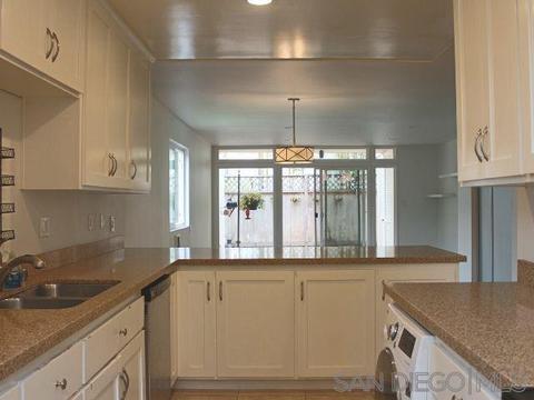 7606 12 Eads Ave, La Jolla, CA 92037 photo 2