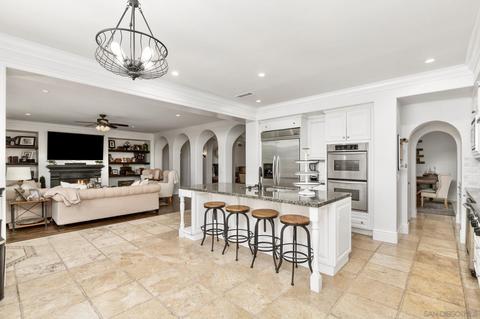 7546 Circulo Sequoia, Carlsbad, CA 92009 photo 8