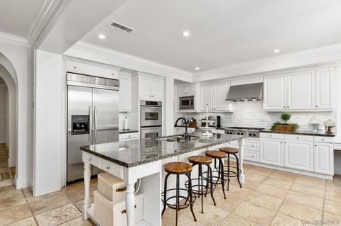 7546 Circulo Sequoia, Carlsbad, CA 92009 photo 6