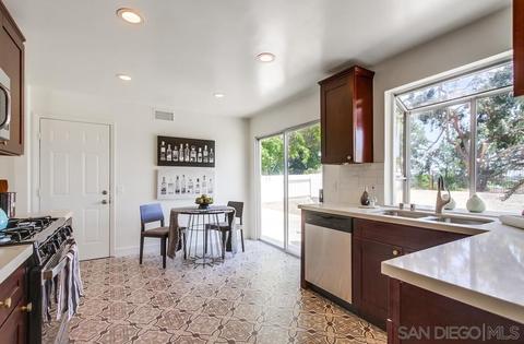 1376 Darwin Dr, Oceanside, CA 92056 photo 30
