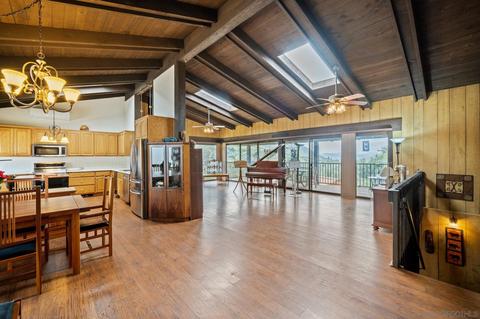 750 Stewart Canyon Rd, Fallbrook, CA 92028 photo 2