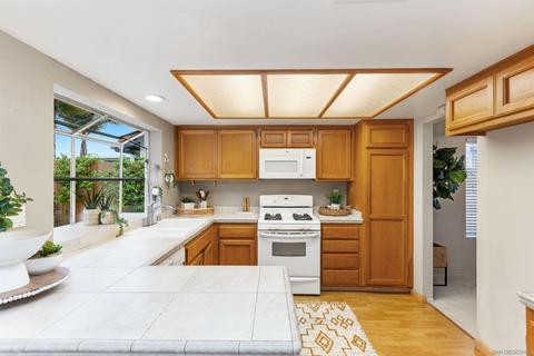 748 Rivertree Dr, Oceanside, CA 92058 photo 14