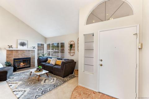 748 Rivertree Dr, Oceanside, CA 92058 photo 4