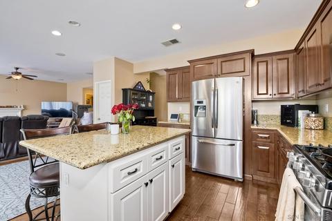 1015 Greenway Rd, Oceanside, CA 92057 photo 10
