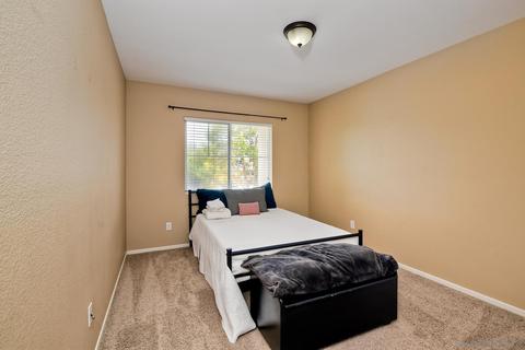1015 Greenway Rd, Oceanside, CA 92057 photo 18