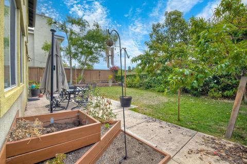 1015 Greenway Rd, Oceanside, CA 92057 photo 26