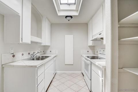 407 Requeza St #E11, Encinitas, CA 92024 photo 4