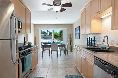 1124 Madera Ln, Vista, CA 92084 photo 4