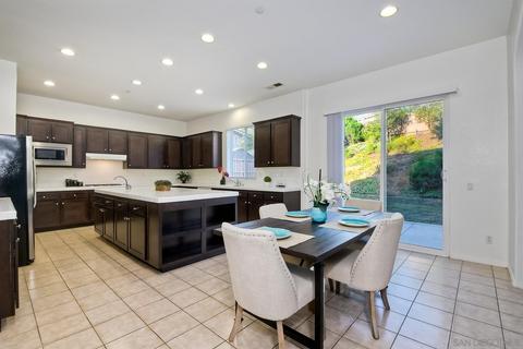 5571 Nanday Ct, Oceanside, CA 92057 photo 11