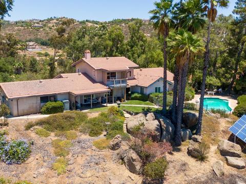 15155 Chad Rd, El Cajon, CA 92021 photo 5