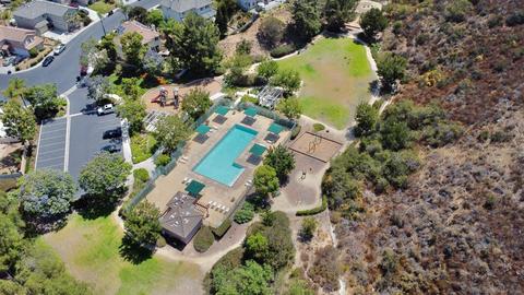 2251 Crystal Clear Dr, Spring Valley, CA 91978 photo 5