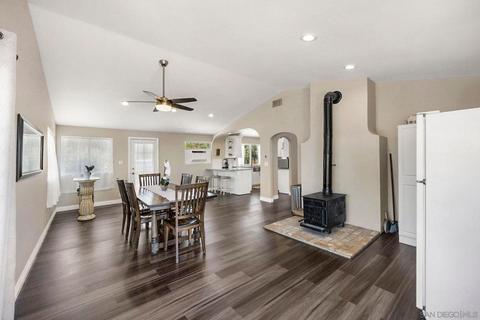 3002 Blackwell Dr, Vista, CA 92084 photo 7
