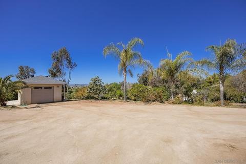 3002 Blackwell Dr, Vista, CA 92084 photo 5
