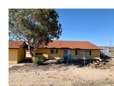 39421 Opalocka Rd, Boulevard, CA 91905 photo 4