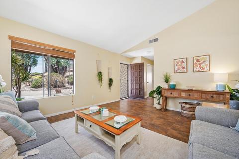 963 Ruby, Vista, CA 92083 photo 4