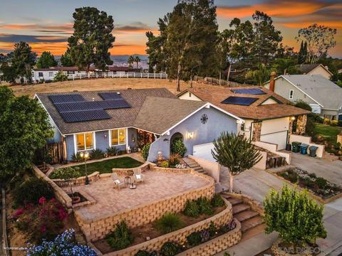 1725 Harold Rd, Escondido, CA 92026 photo 2