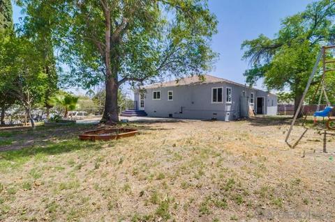 904 Lemon Ave, El Cajon, CA 92020 photo 2