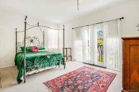8144 Gilman Ct, La Jolla, CA 92037 photo 14