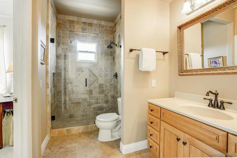 8144 Gilman Ct, La Jolla, CA 92037 photo 18