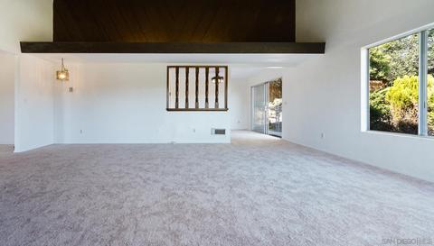 1015 Cypress Dr, Vista, CA 92084 photo 7
