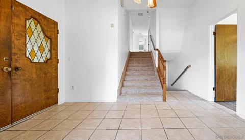 1015 Cypress Dr, Vista, CA 92084 photo 4