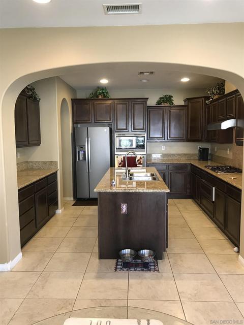 46357 Sawtooth Ln, Temecula, CA 92592 photo 2